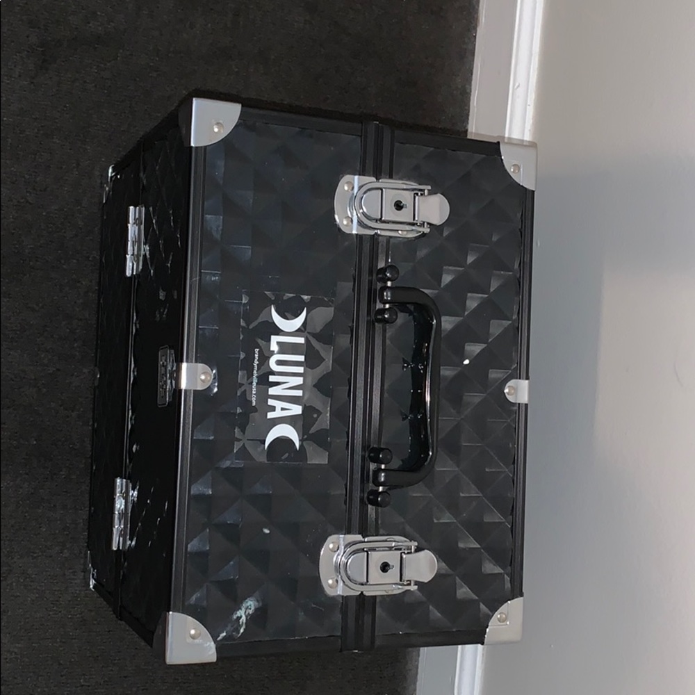 makeup/accessory box - Picture 2 of 4